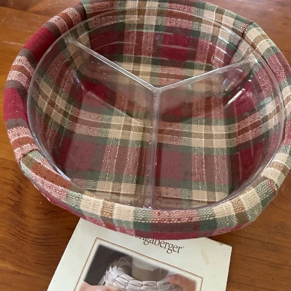 Longaberger Red and Green Plaid Divided Basket - Picture 4 of 6